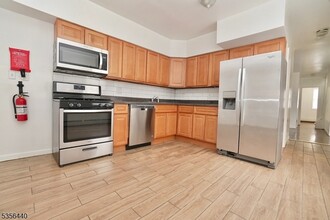 159 Grafton Ave in Newark, NJ - Building Photo - Building Photo