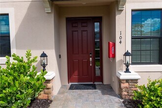 15335 Lucerna St in Naples, FL - Building Photo - Building Photo