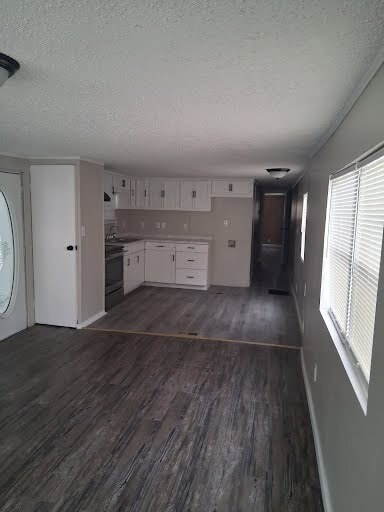 1920 E 151st Ave in Lutz, FL - Building Photo - Building Photo