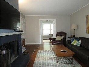 5946 Morningside Ave in Dallas, TX - Building Photo - Building Photo