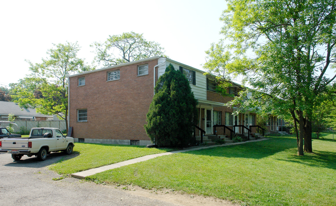 4952-4958 Fairway Ct in Columbus, OH - Foto de edificio