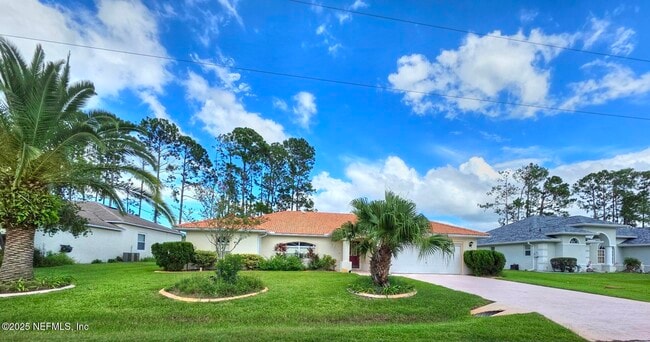 13 Edgewater Dr in Palm Coast, FL - Building Photo - Building Photo