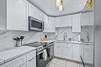 3800 Saxon Dr in New Smyrna Beach, FL - Building Photo - Building Photo