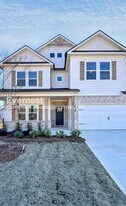 1435 Firelight Wy in Ooltewah, TN - Building Photo