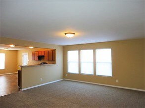 3126 Hurst St in Whiteland, IN - Building Photo - Building Photo