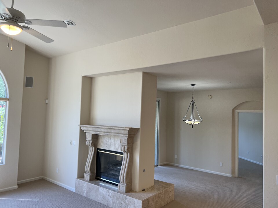 20802 N Grayhawk Dr in Scottsdale, AZ - Building Photo