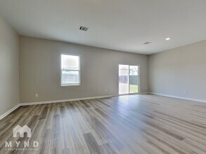 1049 Fraser Fir Ln in Brookshire, TX - Building Photo - Building Photo