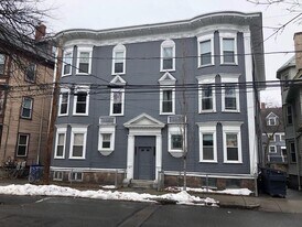 79 Brook St, Unit 3R in Brookline, MA - Building Photo