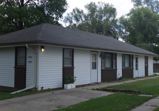 property at 3242-3244 Y St