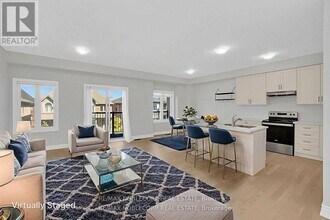 34 Alan Williams Trl in Uxbridge, ON - Building Photo - Building Photo