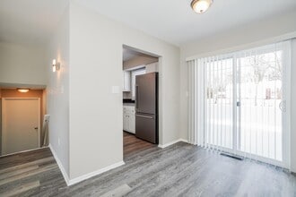 6373 Faircrest Rd in Columbus, OH - Building Photo - Building Photo