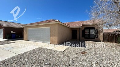 14672 Kimberly St in Adelanto, CA - Building Photo - Building Photo