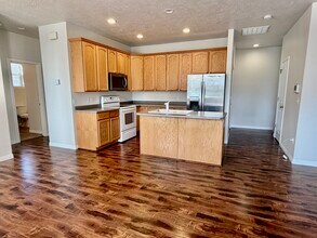 7106 S Brittany Town Dr in West Jordan, UT - Building Photo - Building Photo