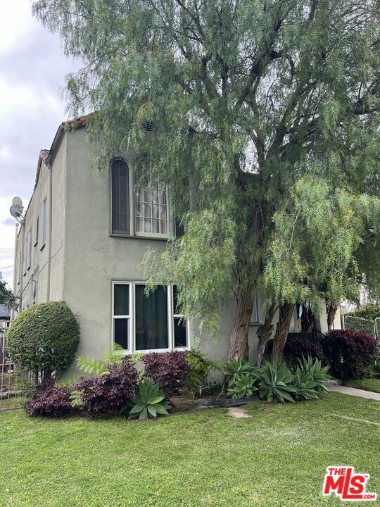 property at 1284 S Highland Ave
