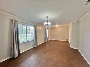 2700 Brentwood Dr in Tyler, TX - Building Photo - Building Photo