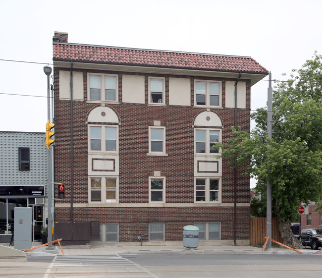 Glenwood Apartments in Toronto, ON - Building Photo - Building Photo