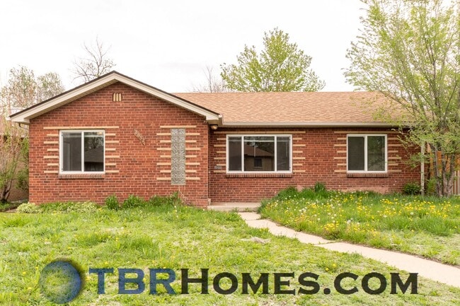 property at 2052 Jamaica St