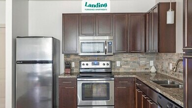 10800 Lakeline Blvd-Unit -3105.1405468 in Austin, TX - Foto de edificio - Building Photo