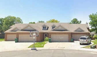 1025 49th Ave Ct in Greeley, CO - Building Photo
