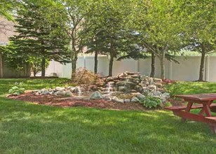 Westbrook Gardens Apartments in Omaha, NE - Building Photo - Building Photo