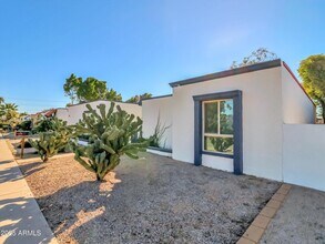 429 W La Jolla Dr in Tempe, AZ - Building Photo - Building Photo