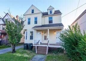 11731 Franklin Blvd, Unit 11731 Franklin Down in Lakewood, OH - Building Photo