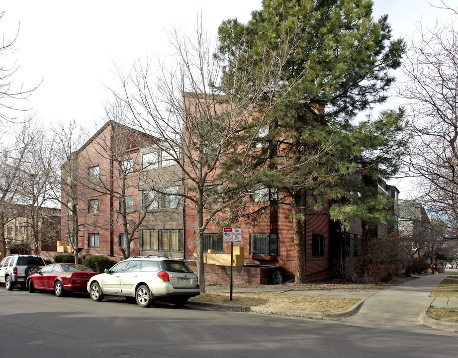 Condominiums in Denver, CO - Building Photo