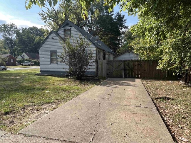 815 Homer St in Memphis, TN - Building Photo - Building Photo