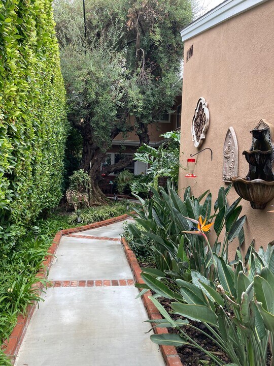 10662 Wilkins Ave, Unit 10662 in Los Angeles, CA - Foto de edificio