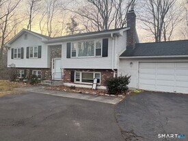 1840 Shepard Ave in Hamden, CT - Building Photo