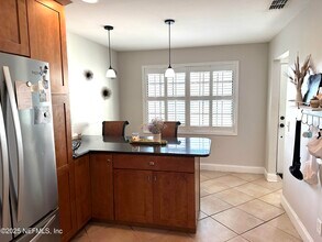 483 11th Ave S in Jacksonville Beach, FL - Building Photo - Building Photo