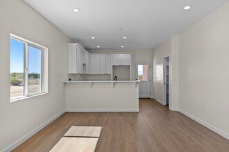 17481 Granada Dr in California City, CA - Building Photo - Building Photo