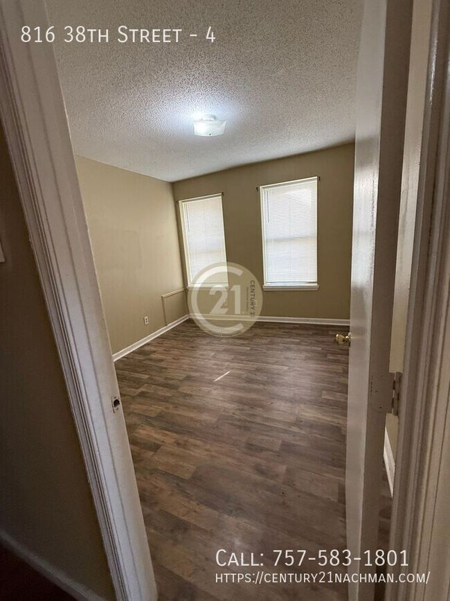 816 W 38th St in Norfolk, VA - Building Photo - Building Photo
