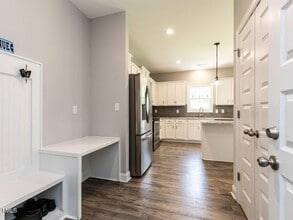 97 Shadybrook Dr in Benson, NC - Building Photo - Building Photo