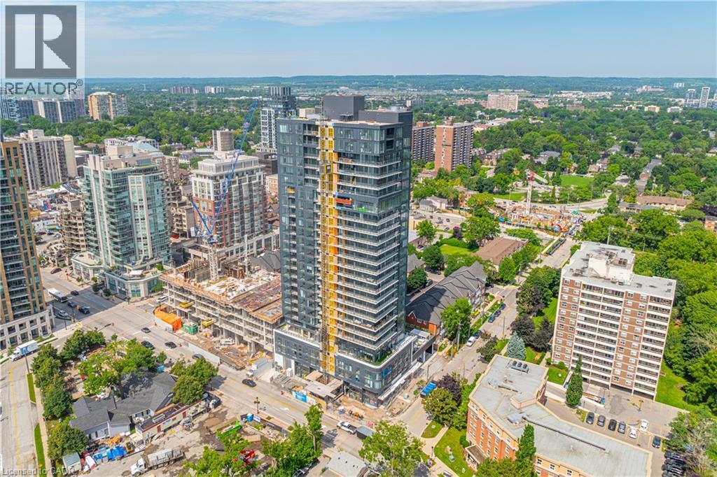 370 Martha St in Burlington, ON - Building Photo