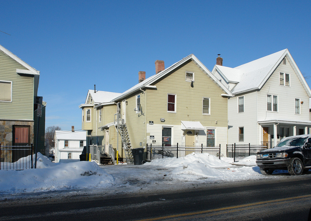 359 Zion St in Hartford, CT - Building Photo