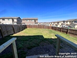 8711 Pensive Dr in Converse, TX - Building Photo - Building Photo