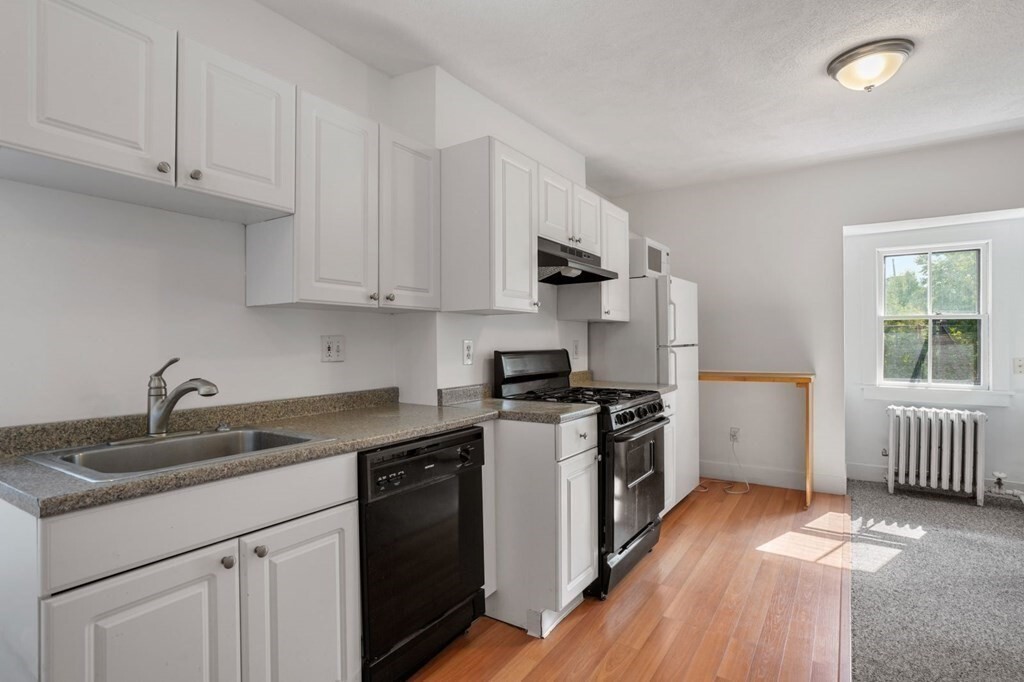 6 Dwight St, Unit 4 in Boston, MA - Building Photo