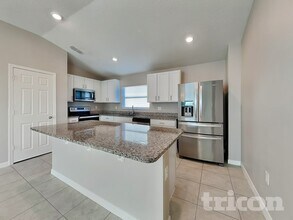 624 Bullrush Ct in Davenport, FL - Building Photo - Building Photo