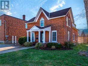 193 Vine St in St Catharines, ON - Building Photo - Building Photo