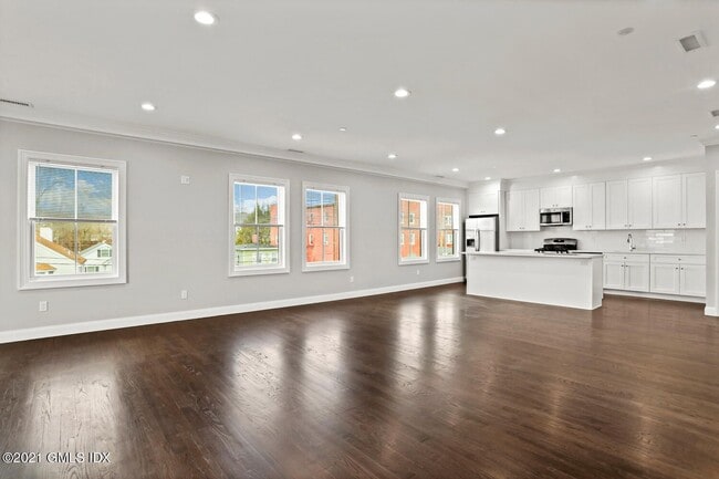 property at 4 Armonk St
