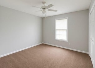 117 Willowbend Dr in Burgaw, NC - Building Photo - Building Photo