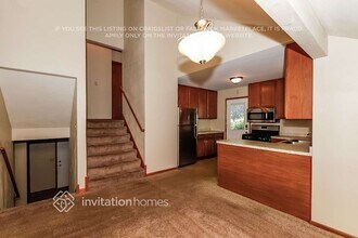 2442 Jansen Ave in White Bear Lake, MN - Building Photo - Building Photo