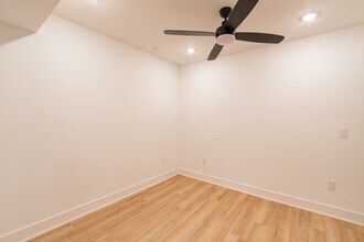 629 W Girard Ave in Philadelphia, PA - Foto de edificio - Building Photo