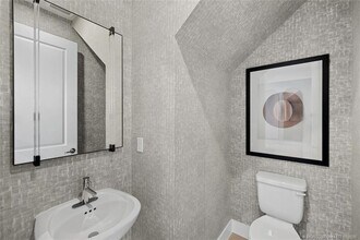 823 SW Pr Ave in Palm City, FL - Foto de edificio - Building Photo