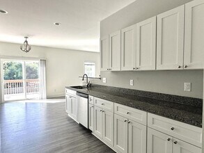 339 N Stephens St in Southern Pines, NC - Building Photo - Building Photo