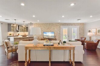 1754 Maux Dr in Houston, TX - Foto de edificio - Building Photo