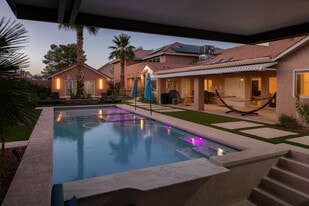 6690 Palmyra Ave in Las Vegas, NV - Building Photo
