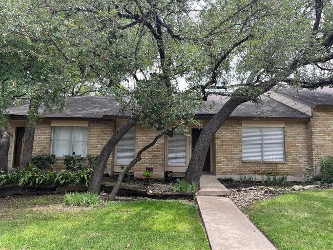 property at 8301 Summer Side Dr