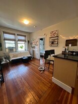 65 Burbank St in Boston, MA - Building Photo